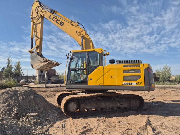 Аренда гусеничного экскаватора LGCE E6210H